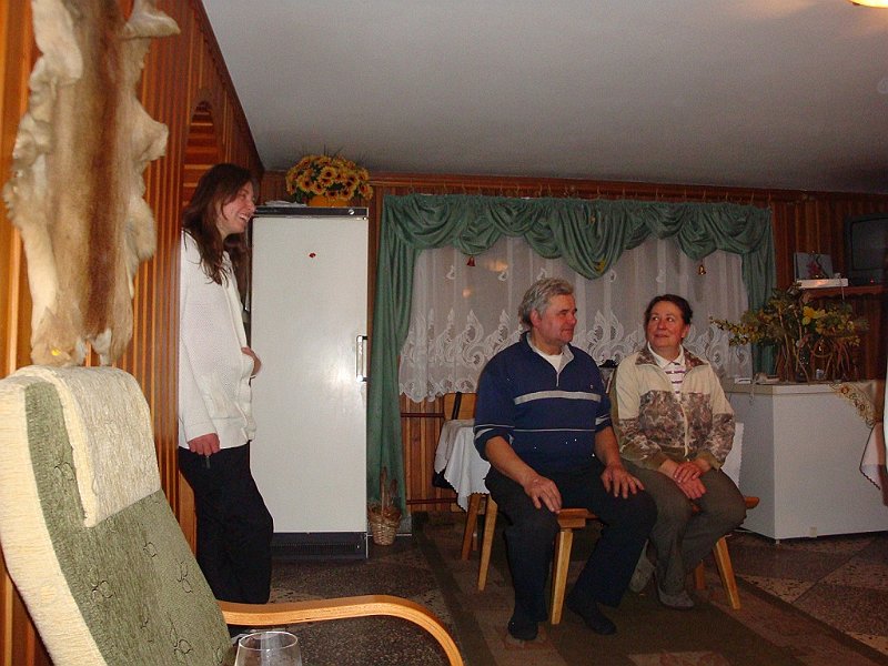 DSC03556 01.JPG - A kedves háziak Zakopane egyik kerületében Cyrhlán.